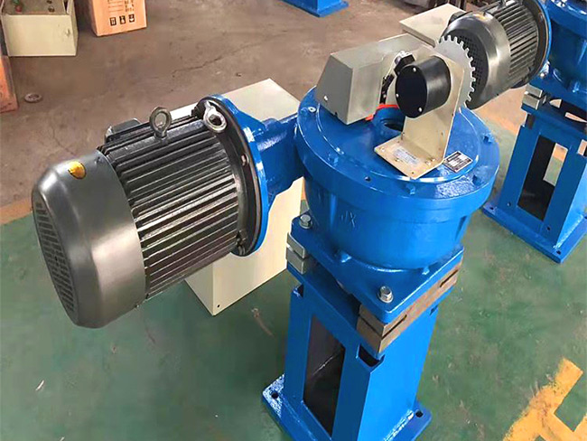 直聯(lián)螺桿啟閉機(jī)